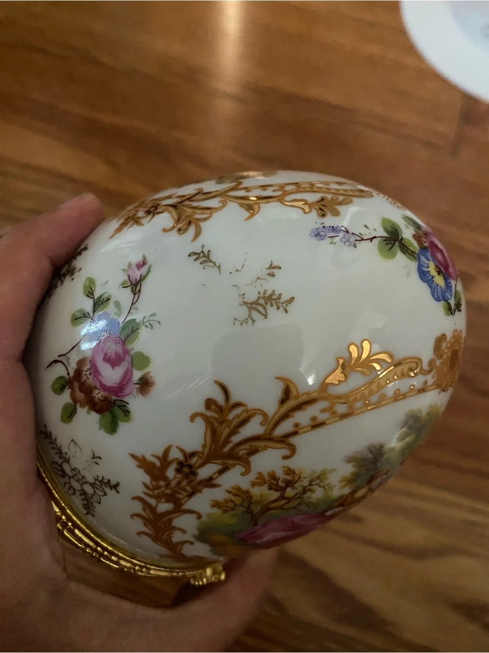 Victorian Style Egg Shape trinket Vintage